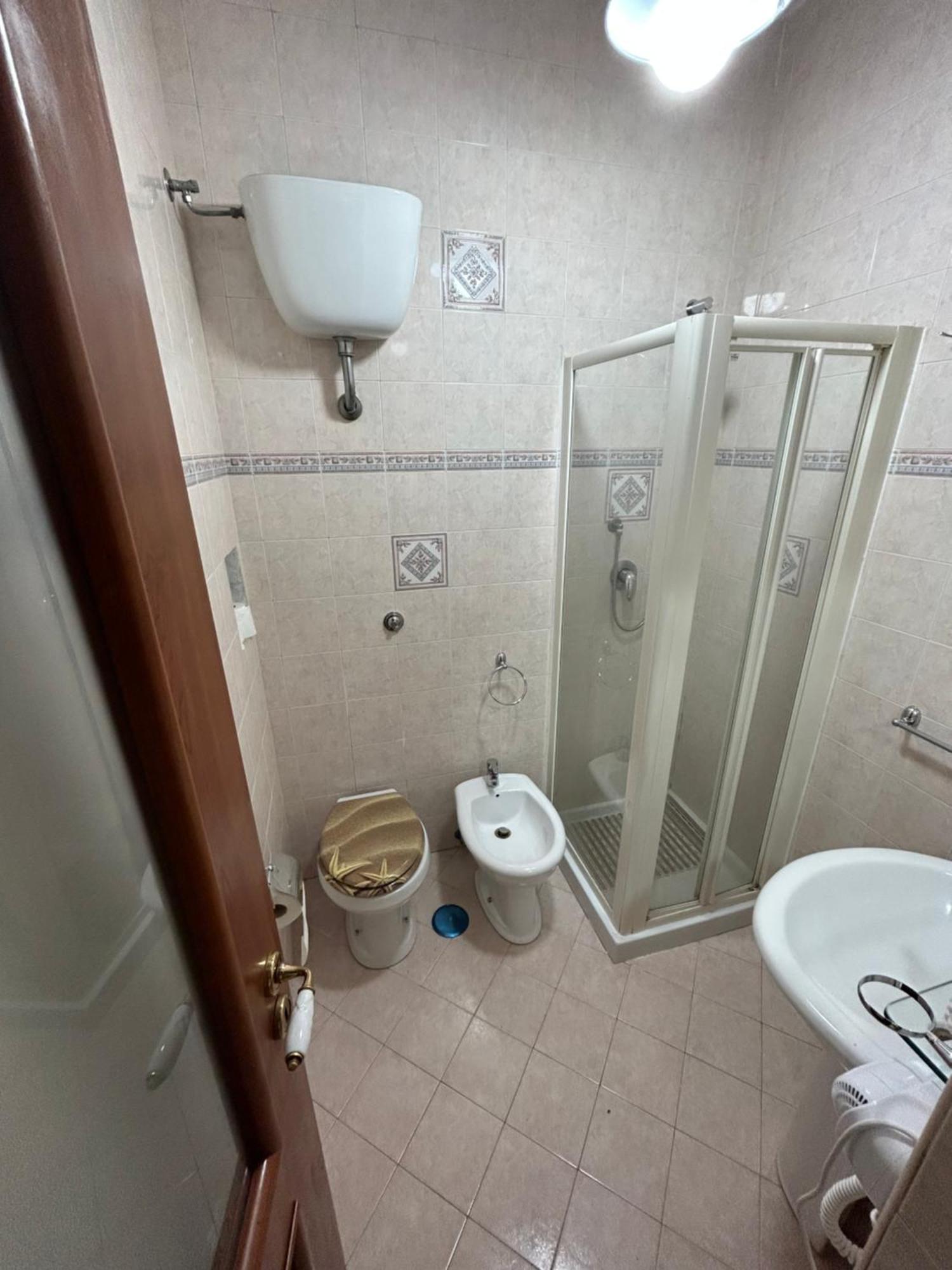 דירות נאפולי Dora House Valentino מראה חיצוני תמונה